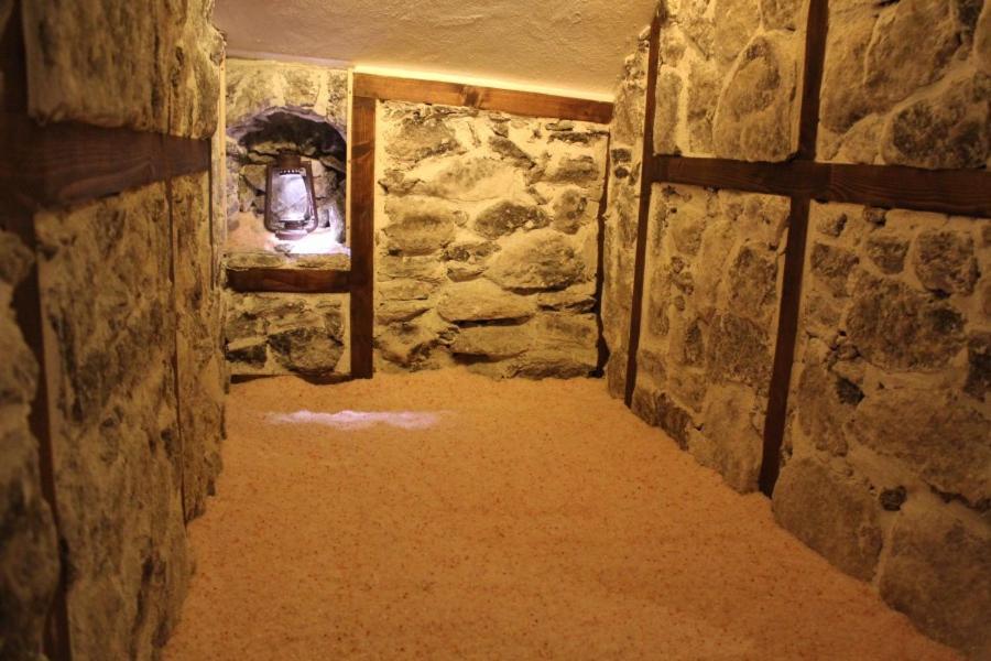 Hotel Domnitei Călimăneşti Esterno foto