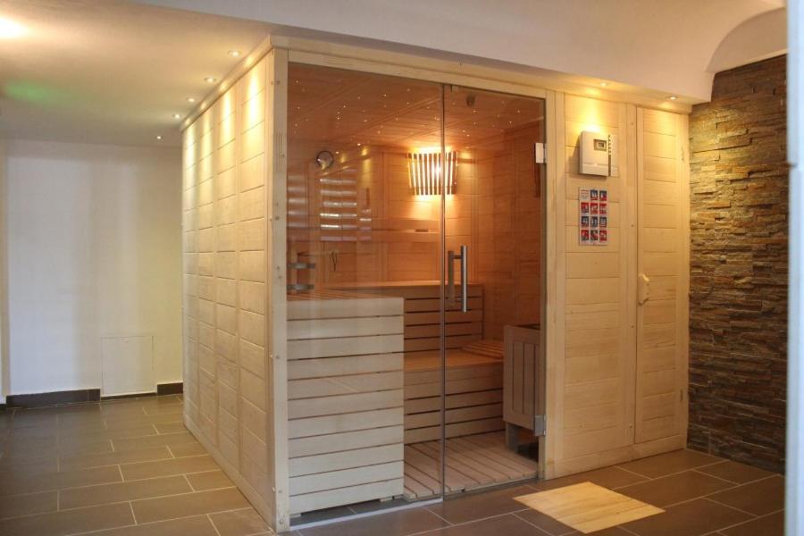 Hotel Domnitei Călimăneşti Esterno foto